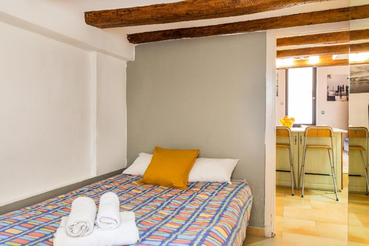 Fridays Flats Dreamy Duplex - Stylish Beach Loft Barcelona Kültér fotó