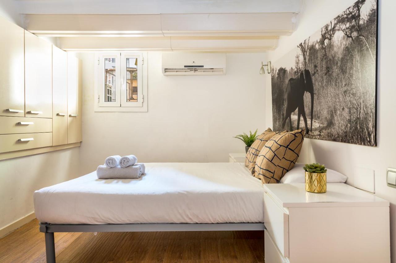 Fridays Flats Dreamy Duplex - Stylish Beach Loft Barcelona Kültér fotó